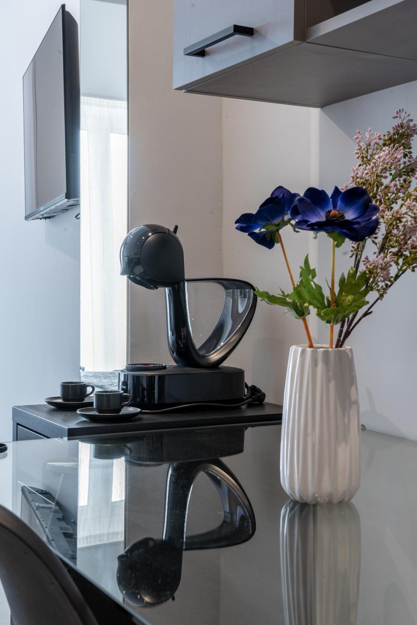 Studio-30 By In Vivo Apartment Athens